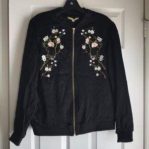 NWT! Gianni Bini satin jacket
